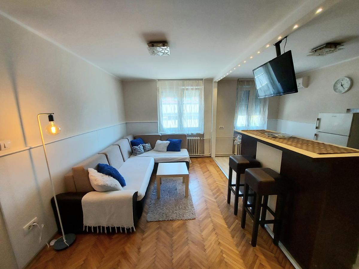 Central Apartment With Garage Novi Sad Exterior photo