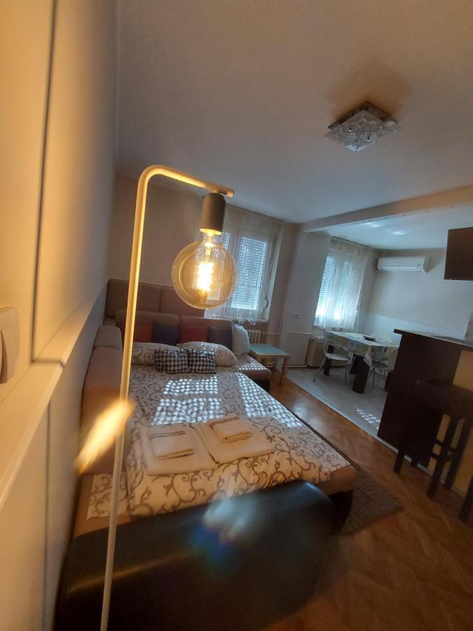 Central Apartment With Garage Novi Sad Exterior photo