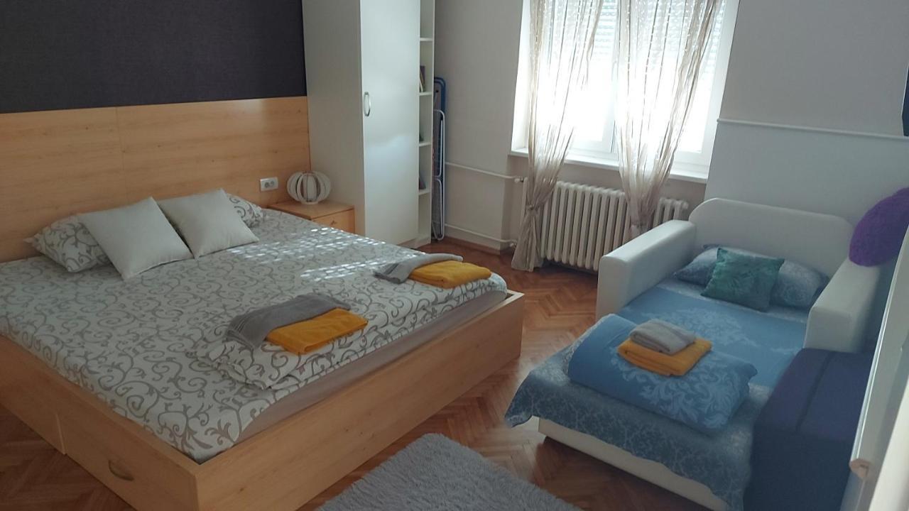 Central Apartment With Garage Novi Sad Exterior photo
