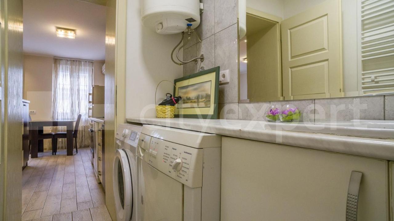 Central Apartment With Garage Novi Sad Exterior photo