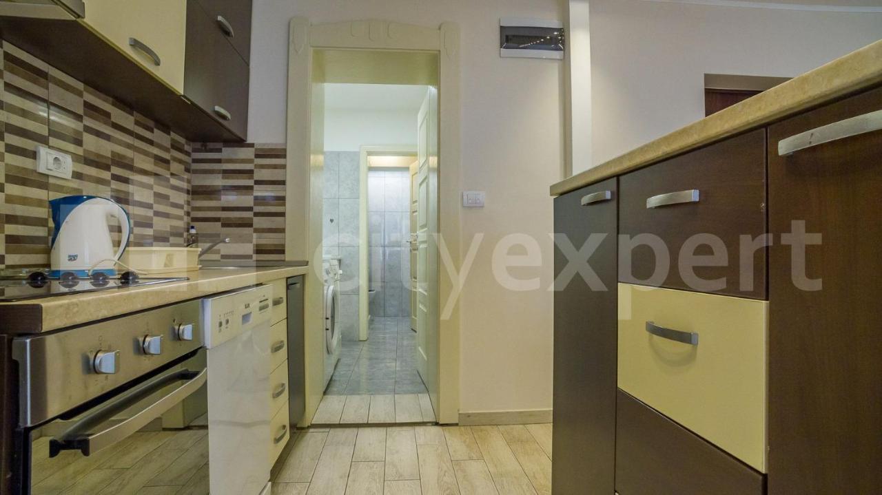 Central Apartment With Garage Novi Sad Exterior photo